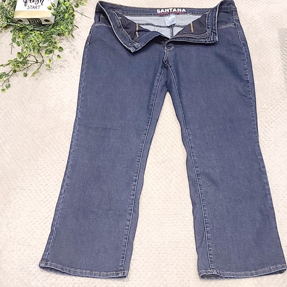 Santana Women Jeans - Picture 3 of 5